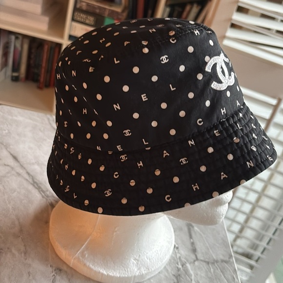 EUC Chanel Black and White Polka Dot Bucket Hat size small - Picture 5 of 9